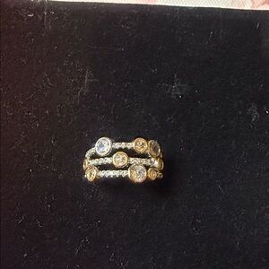 Stainless steel Elegant Gold and Silver Women's Ring size 6